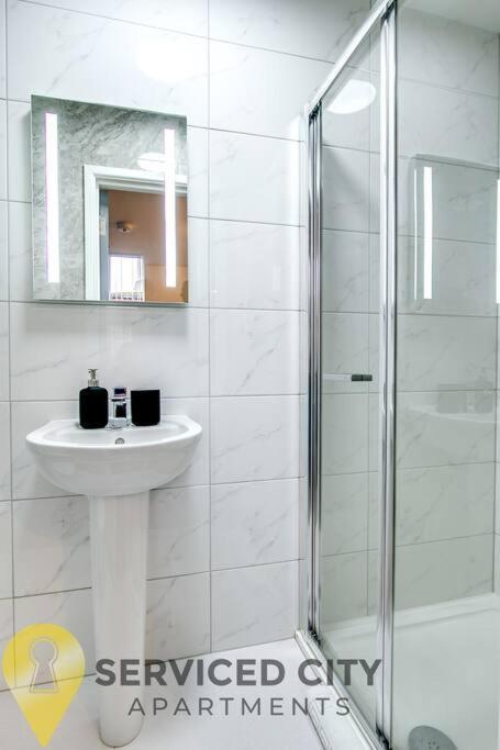 Sca - Smart - Vs2 Apartment Wolverhampton